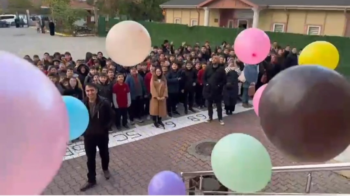KIYMETLİ ÖĞRENCİLERİMİZE ÖĞRETMENLER GÜNÜ SÜPRİZ KUTLAMALARI İÇİN TEŞEKKÜR EDERİZ.